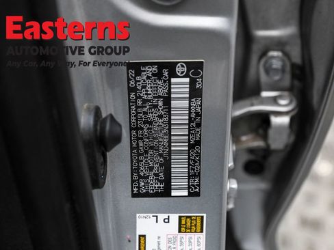 Used 2022 Toyota Corolla SE image 32