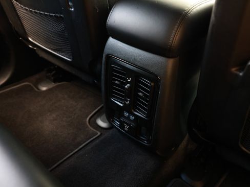 Used 2019 Jeep Grand Cherokee Limited X image 46