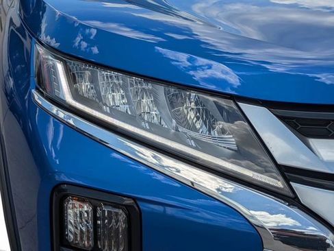 Used 2024 Mitsubishi Outlander Sport SE AWD/4WD image 10