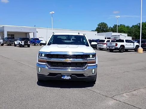 Used 2017 Chevrolet Silverado 1500 LT w/ Texas Edition RWD image 3