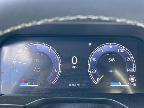 Used 2023 Jeep Grand Cherokee L Limited w/ Luxury Tech Group II image 31