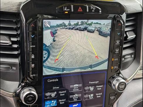 Used 2019 RAM 1500 Limited AWD/4WD image 21