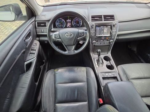 Certified 2016 Toyota Camry XLE FWD image 6