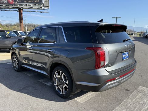Used 2024 Hyundai Palisade SEL w/ Premium Package image 7