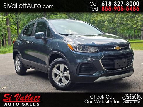 Used 2021 Chevrolet Trax LT w/ Driver Confidence Package image 1