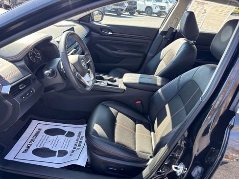 Used 2022 Nissan Altima 2.5 SR image 10