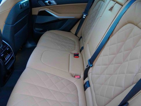 Used 2025 BMW X5 xDrive40i image 37