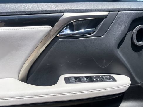 Used 2021 Lexus RX 350 FWD w/ Accessory Package image 11