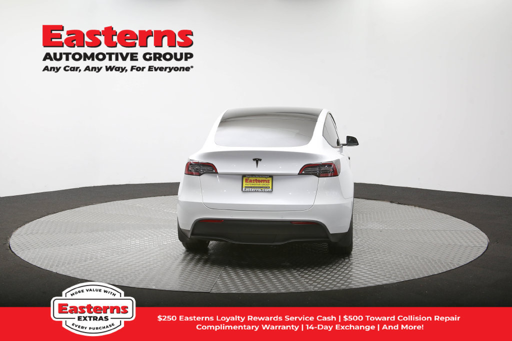 Used 2021 Tesla Model Y Long Range AWD/4WD image 35