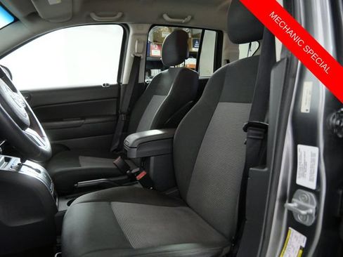 Used 2013 Jeep Compass Latitude AWD/4WD image 17