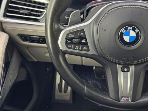 Used 2021 BMW X7 M50i w/ Dynamic Handling Package image 23