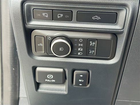 Used 2021 Ford F150 Lariat image 10