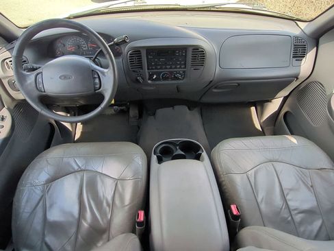 Used 2001 Ford F150 Lariat AWD/4WD image 7