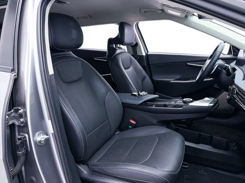 Certified 2024 Kia EV6 Wind RWD image 35