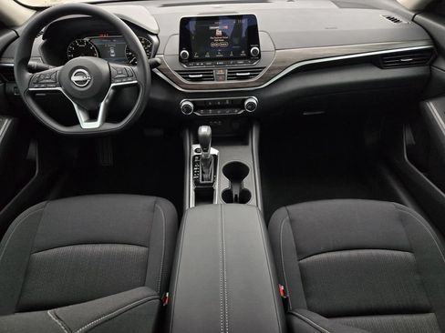 New 2026 Nissan Altima 2.5 SV FWD image 13