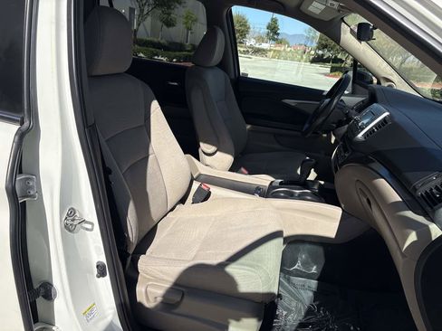 Used 2016 Honda Pilot LX image 20