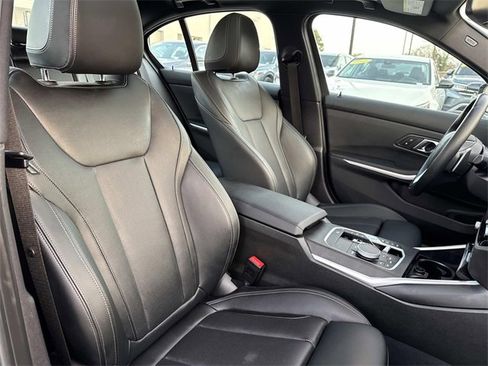 Used 2024 BMW 330i Sedan image 10
