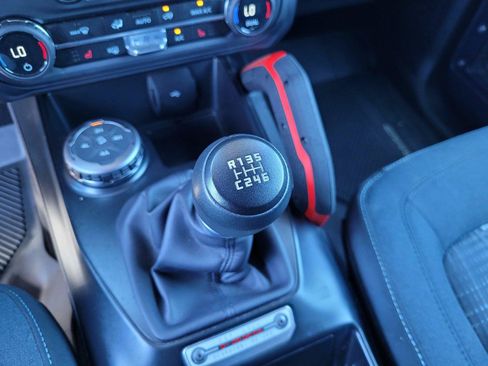 Used 2024 Ford Bronco Heritage Edition AWD/4WD image 25