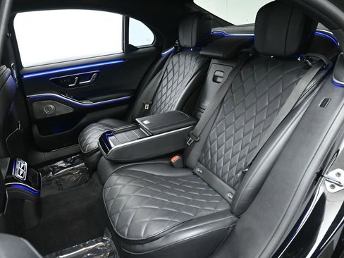Used 2022 Mercedes-Benz S 580 4MATIC Sedan image 18