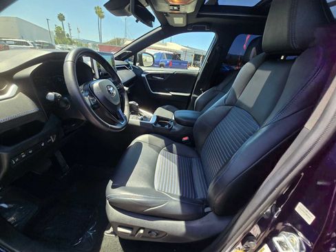 Used 2021 Toyota RAV4 XSE AWD/4WD image 24