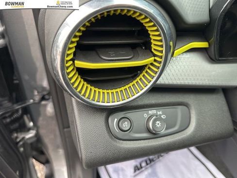 Used 2024 Chevrolet Trax LT image 13