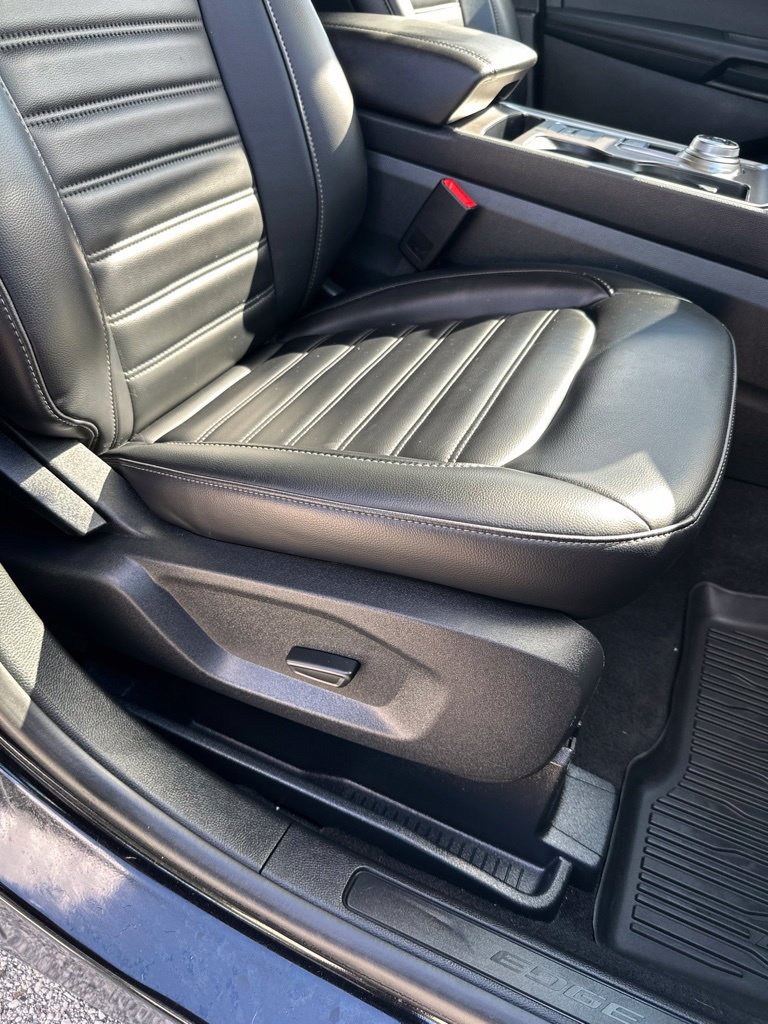 Used 2024 Ford Edge SEL w/ Convenience Package AWD/4WD image 22