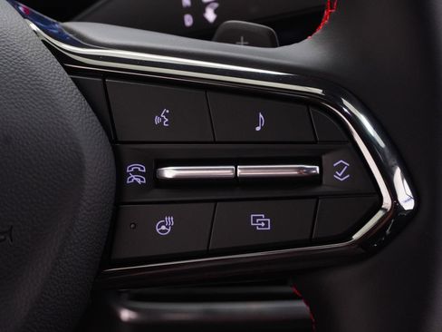 New 2026 Chevrolet Equinox RS w/ Convenience Package III image 23