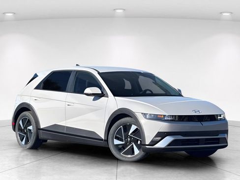 New 2026 Hyundai Ioniq 5 SE RWD image 2