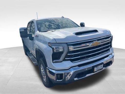 Used 2024 Chevrolet Silverado 3500 LTZ w/ LTZ Premium Package AWD/4WD image 5