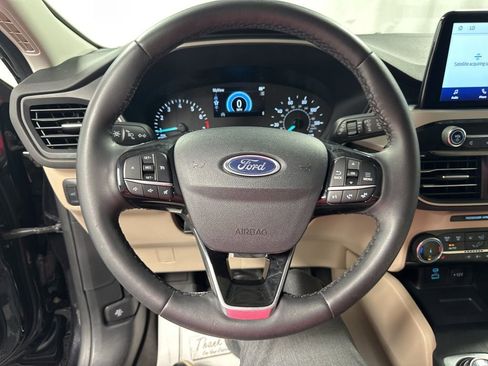 Used 2022 Ford Escape SE w/ Convenience Package image 25