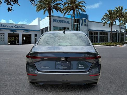 Used 2023 Honda Accord EX-L image 7