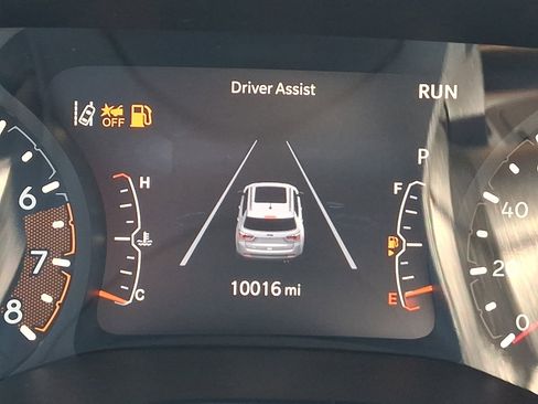 Used 2024 Jeep Compass Sport image 19