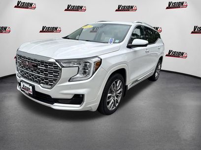 Used 2022 GMC Terrain Denali w/ Denali Premium Package