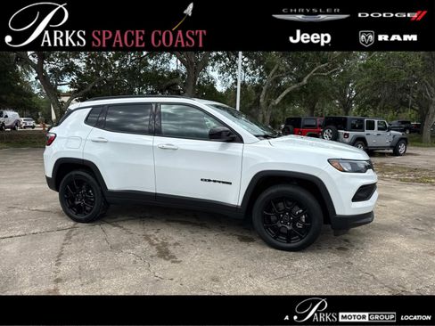 New 2026 Jeep Compass Latitude AWD/4WD image 1
