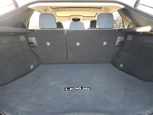 Used 2023 Lexus RZ 450e Premium image 17