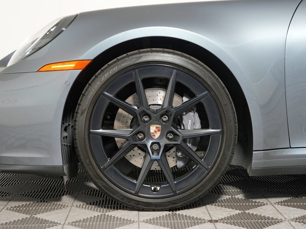 Certified 2025 Porsche 911 Carrera RWD image 20
