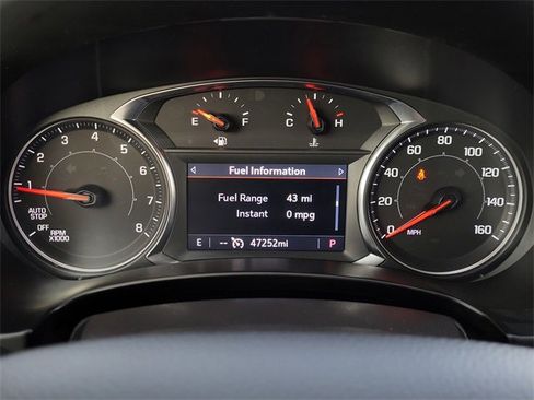 Used 2024 GMC Terrain SLT image 18