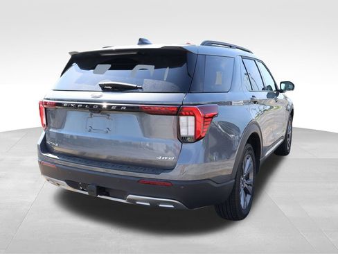 Used 2025 Ford Explorer Active w/ Active Comfort Package AWD/4WD image 16