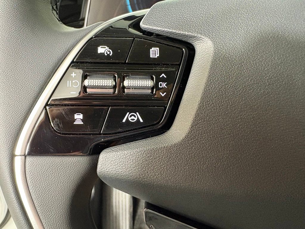 New 2026 Kia Niro EX FWD image 24