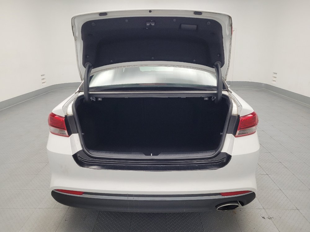 Used 2017 Kia Optima LX FWD image 29