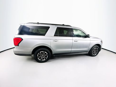 Used 2024 Ford Expedition Max XLT image 10
