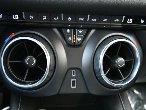 Certified 2025 Chevrolet Blazer LT image 27