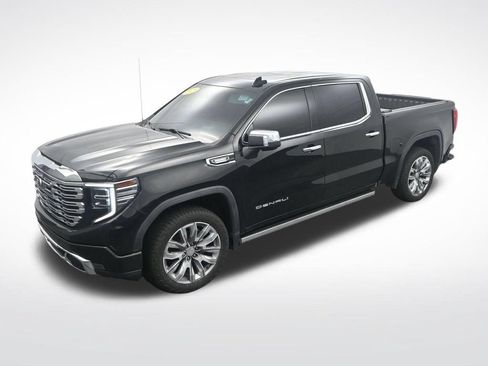 Used 2023 GMC Sierra 1500 Denali w/ Denali Reserve Package AWD/4WD image 32