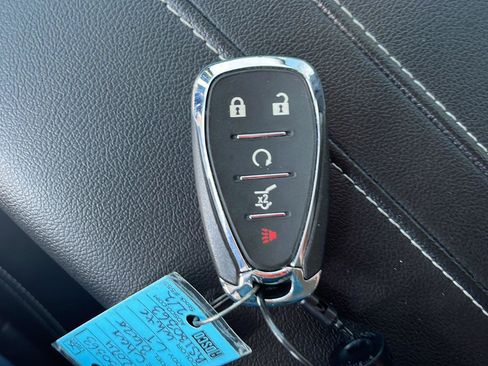 Used 2024 Chevrolet Blazer LT FWD image 29