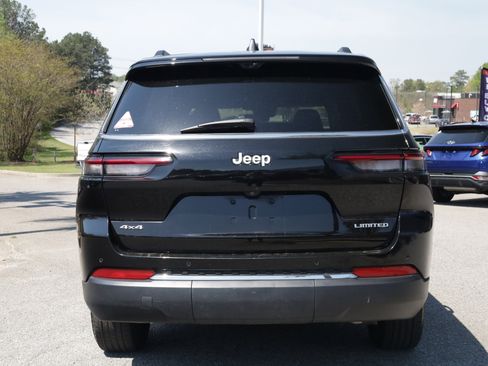 Used 2024 Jeep Grand Cherokee L Limited w/ Luxury Tech Group II image 4