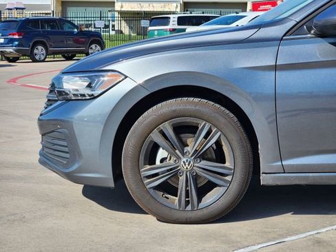 New 2024 Volkswagen Jetta SE image 6