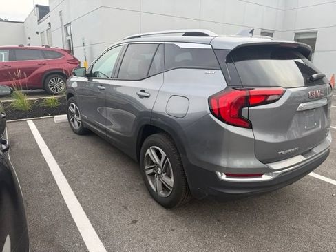 Used 2019 GMC Terrain SLT AWD/4WD image 3