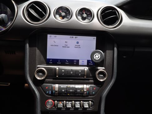 Used 2021 Ford Mustang Shelby GT500 w/ Technology Package RWD image 52