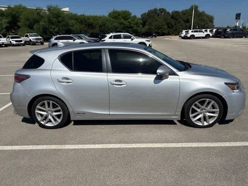 Used 2016 Lexus CT 200h w/ Seat Comfort Package FWD image 6