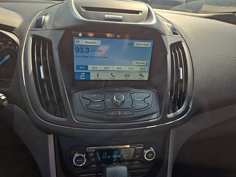 Used 2016 Ford Escape SE w/ Equipment Group 201A AWD/4WD image 11